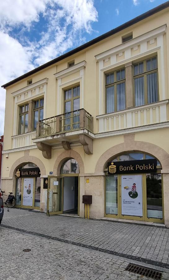 Apartamenty Rynek Trzebinia ชาบีเนีย ภายนอก รูปภาพ