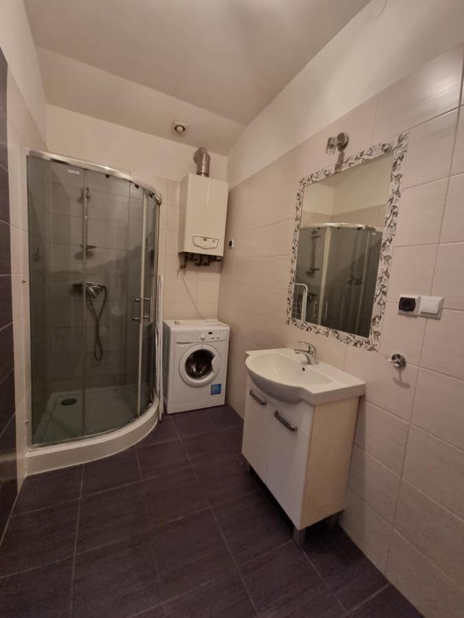 Apartamenty Rynek Trzebinia ชาบีเนีย ภายนอก รูปภาพ